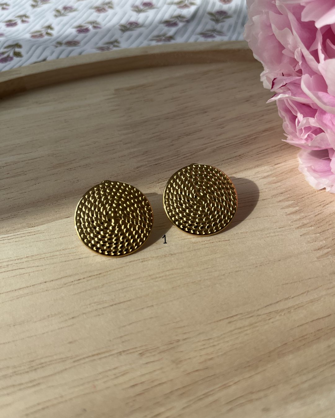 Boucle d'oreille taille moyenne