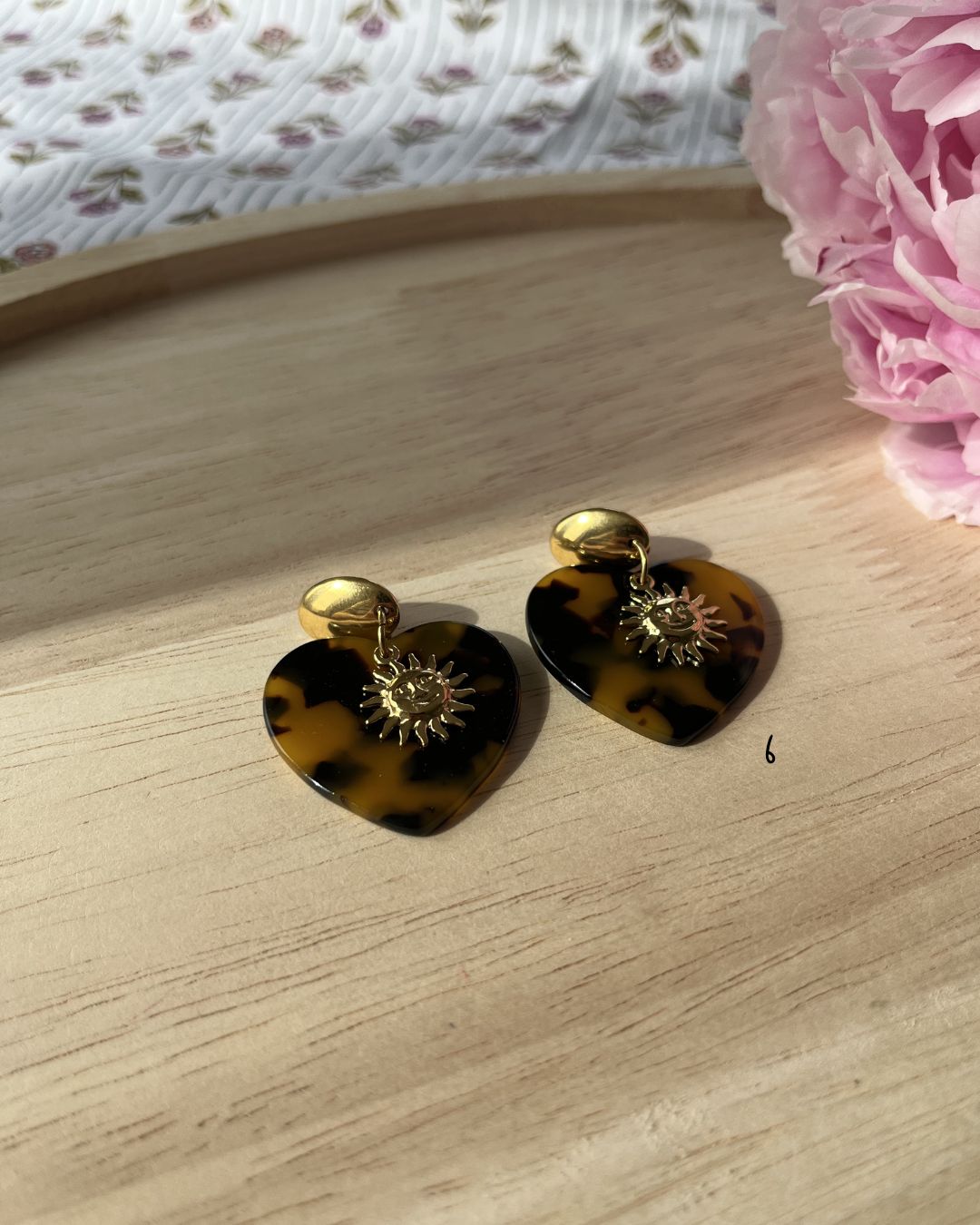 Boucle d'oreille taille moyenne