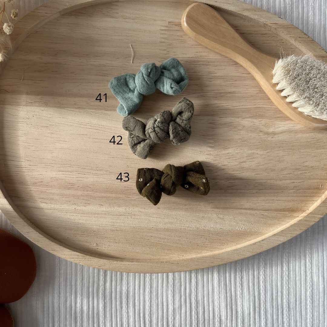 Petite barrette noeud